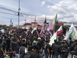 Dari DPRD ke Polres, AMJ dan Mahasiswa Jember Bawa Lima Tuntutan Reformasi Polri